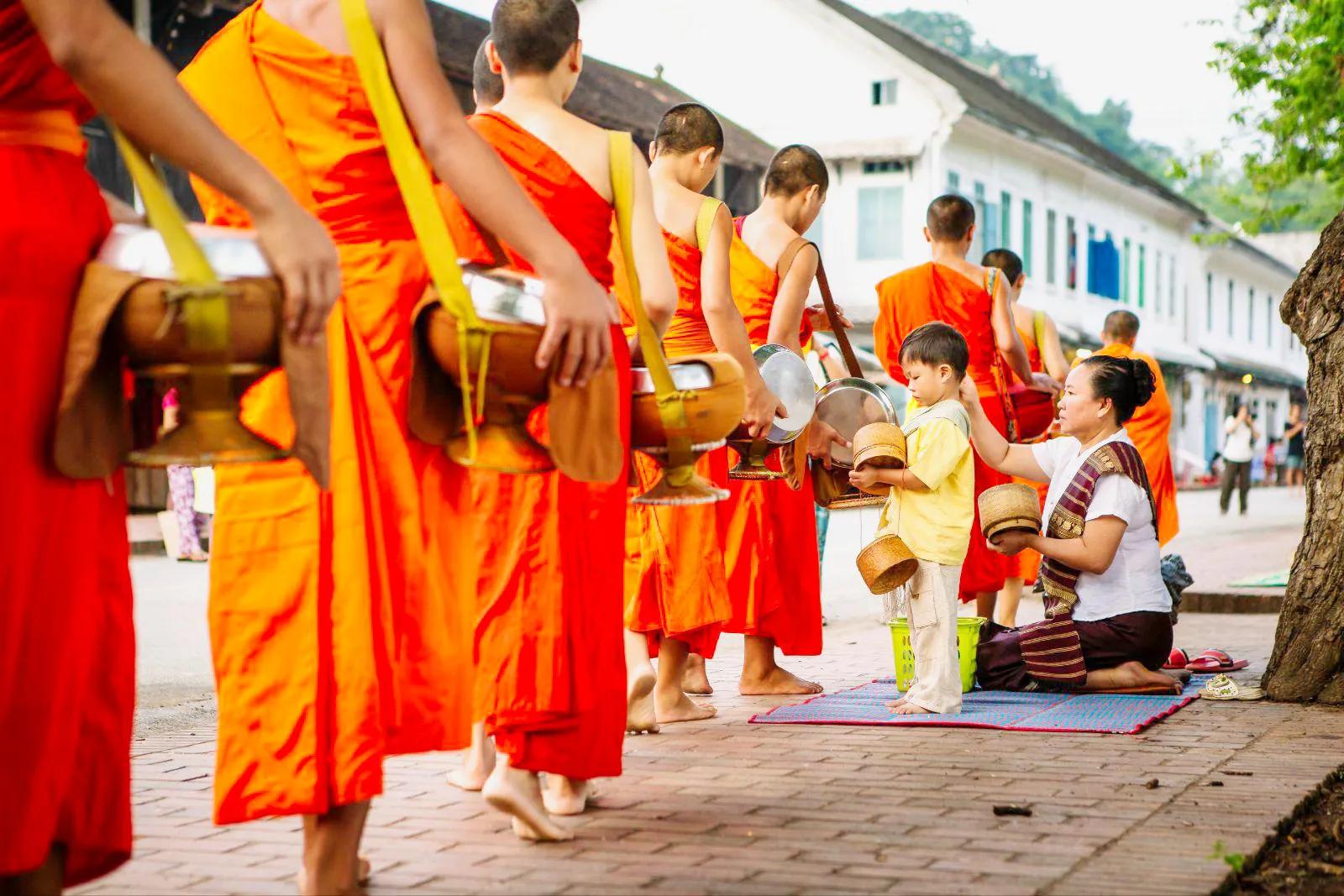 老挝最穷的人生活,老挝最贫穷省是哪个省呢