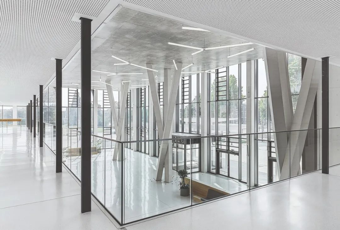 企业大厦设计图,企业总部办公楼装修设计