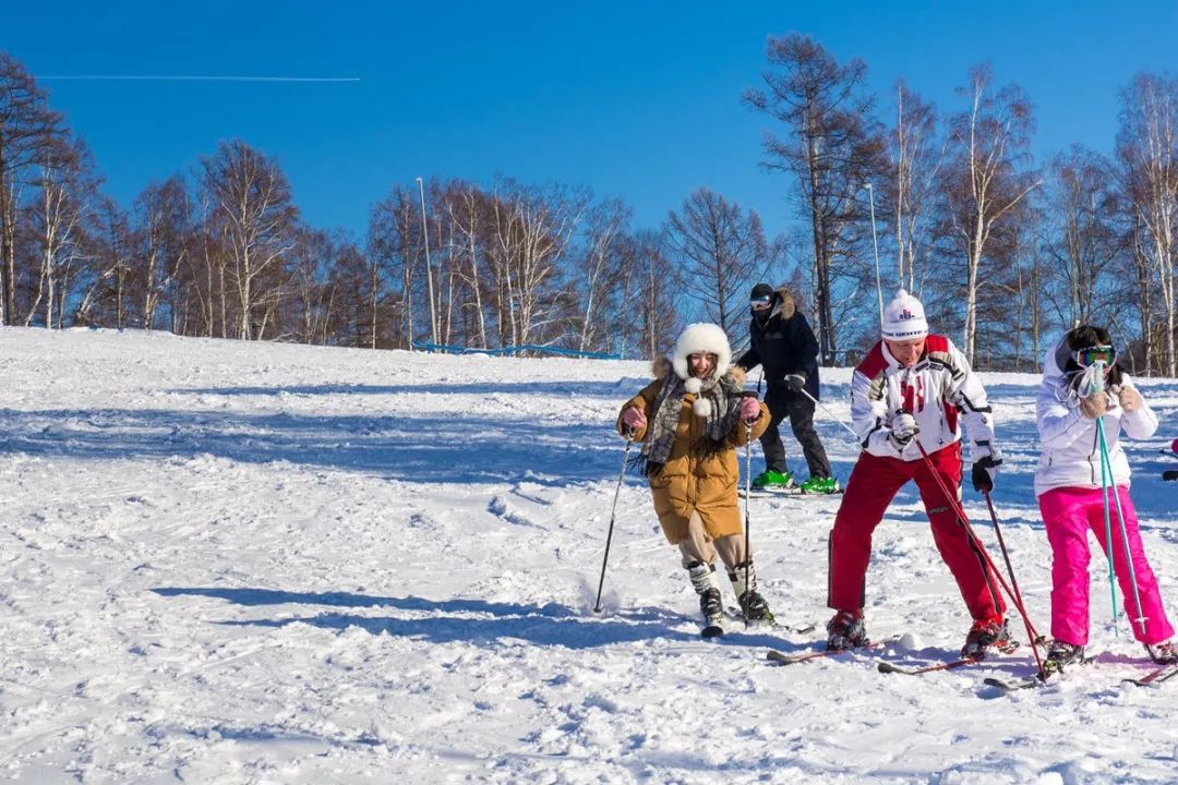 贝加尔湖翡翠位置,贝加尔湖畔翡翠宝石