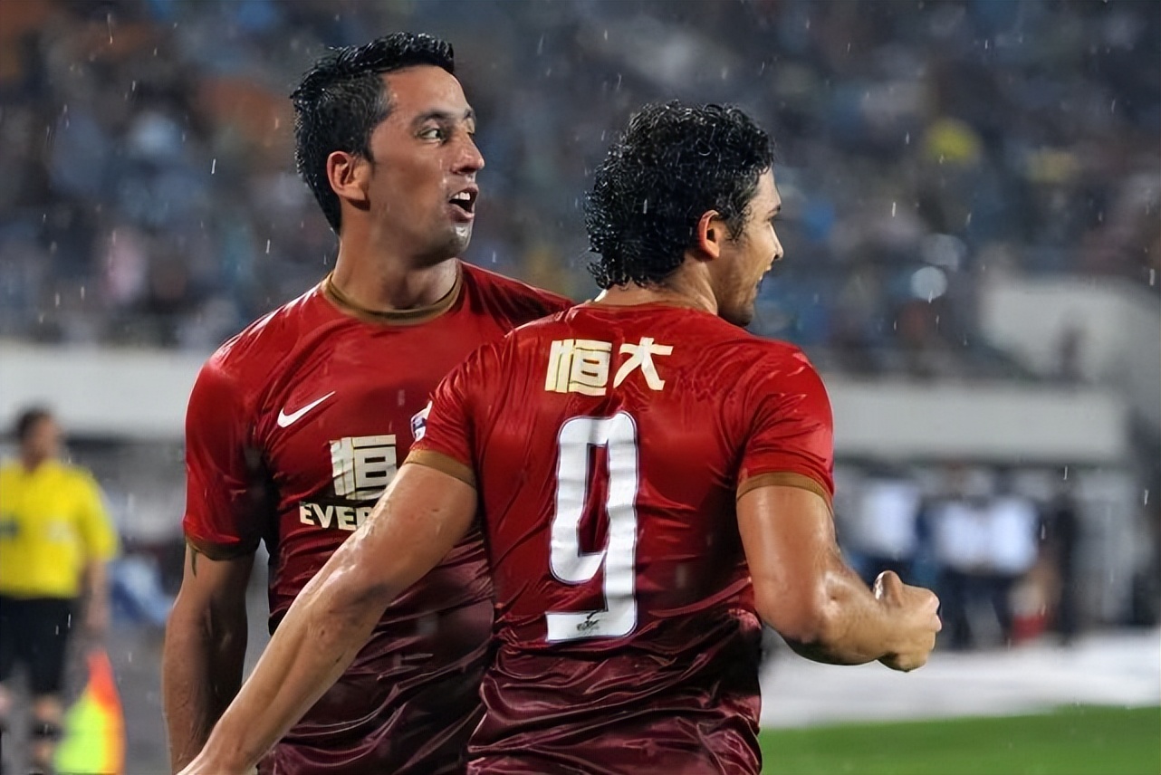 艾克森中超最新消息,艾克森中超射手王亚冠