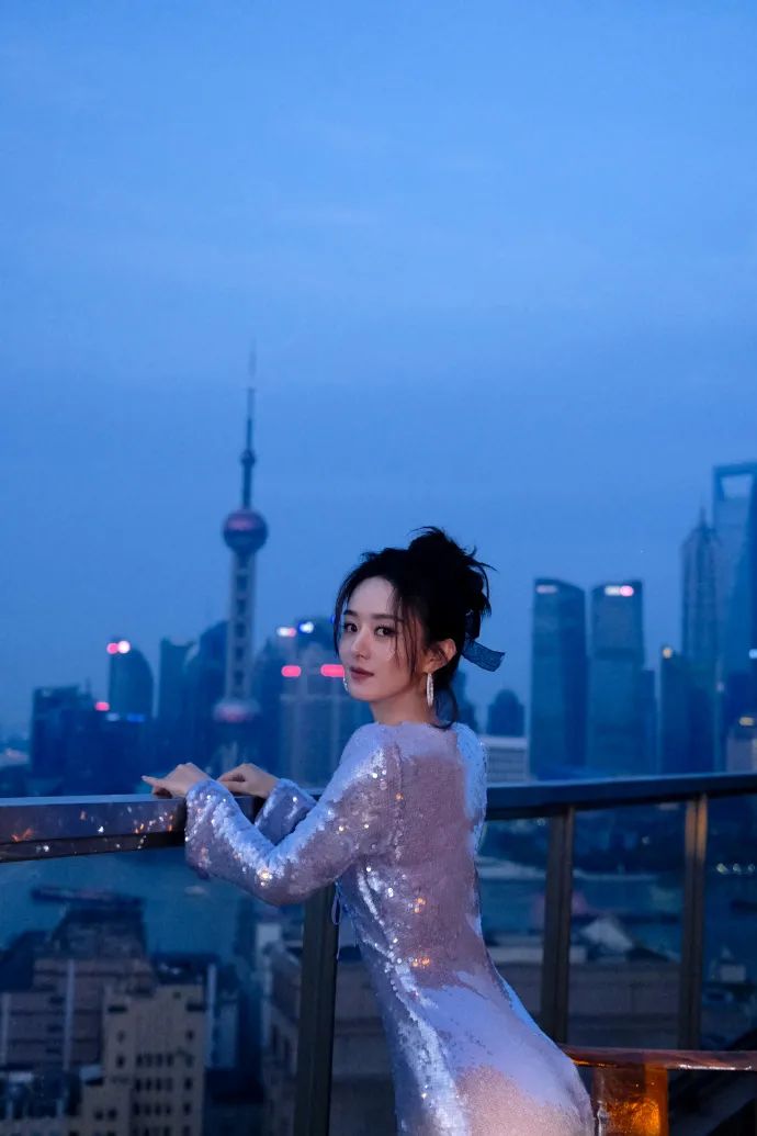 戛纳电影节巩俐红毯秀,巩俐戛纳电影节照片