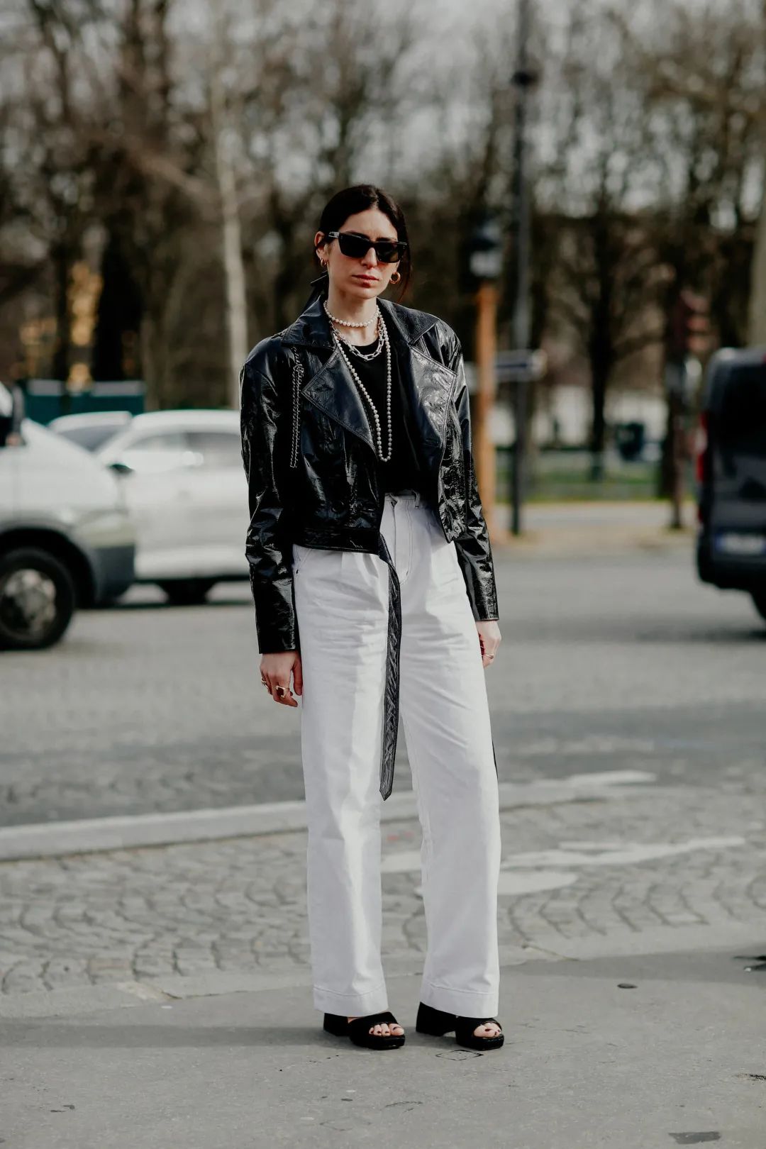 洋气气质皮夹克,皮夹克穿出高级风