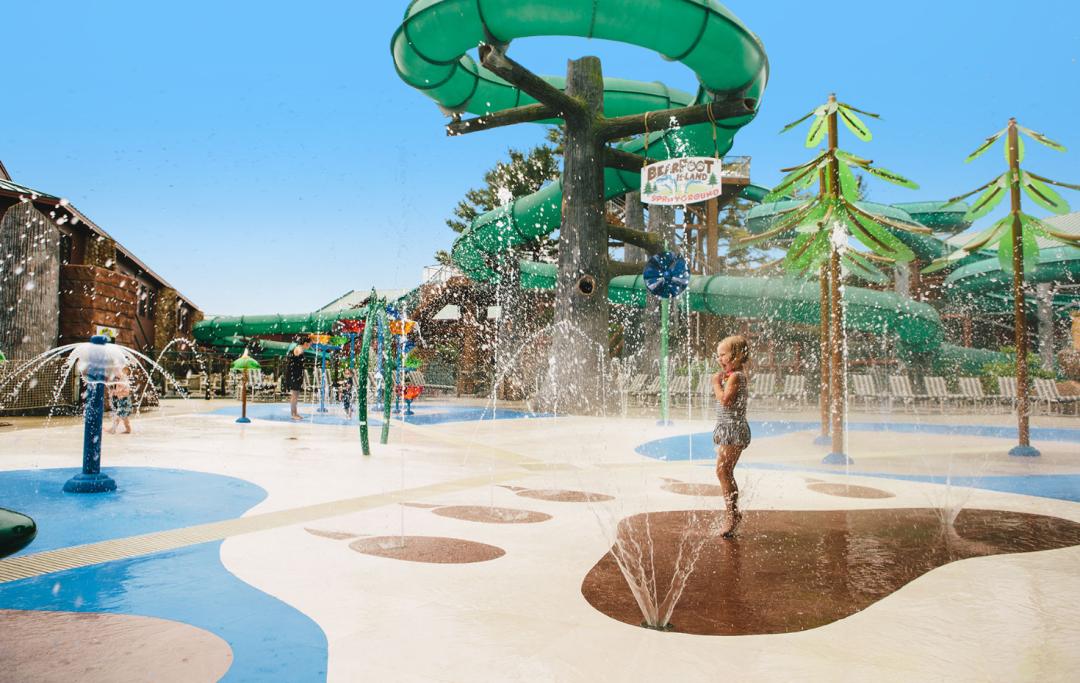 水乐园互动游乐设施的绝佳拍档——白水活力地垫