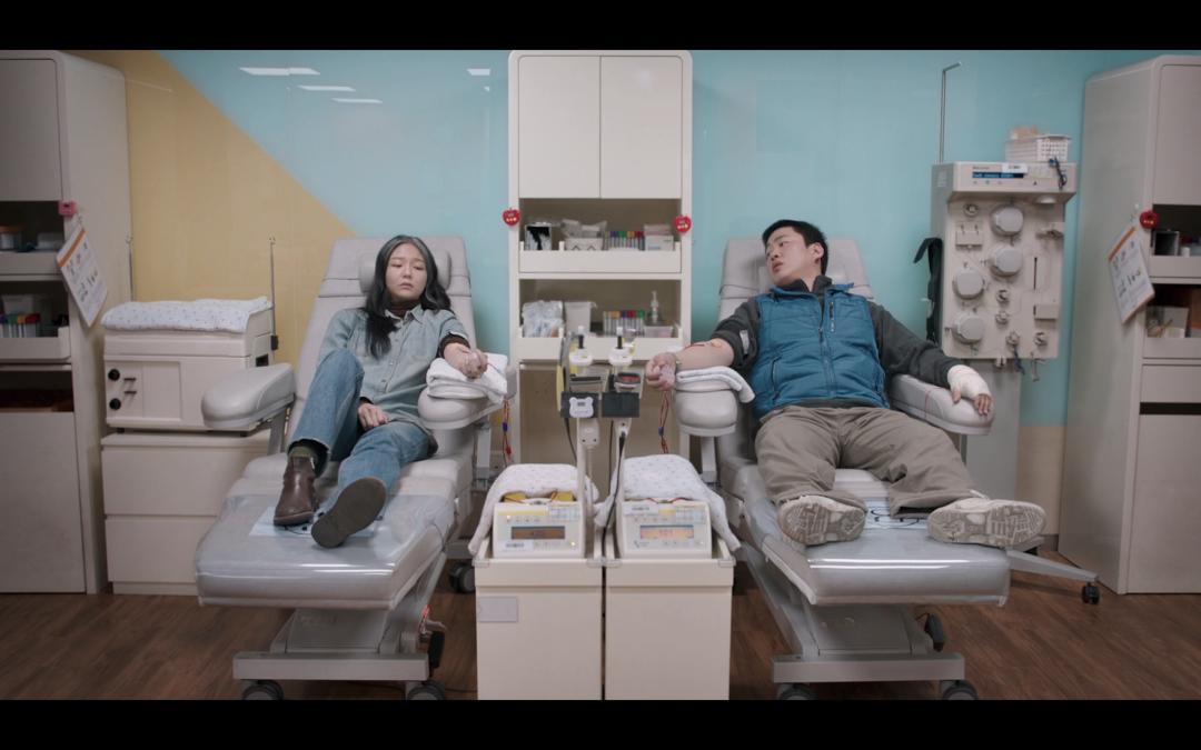 因为穷我们睡遍了朋友圈,因为穷睡遍了整个朋友圈