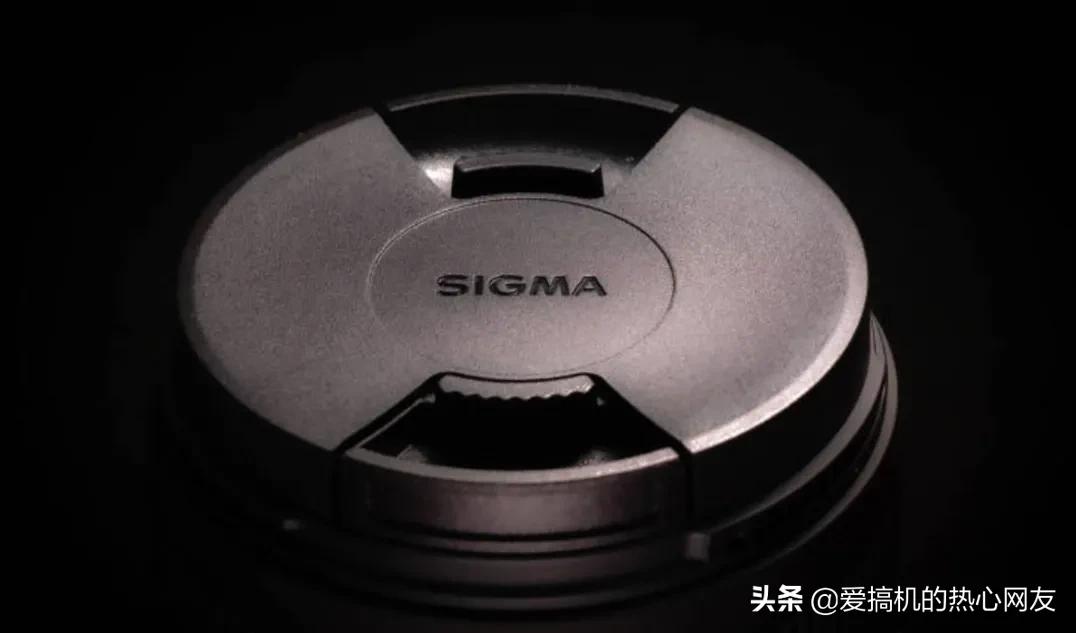 两百块钱的小长焦镜头推荐,一颗1200万清晰度超广角镜头