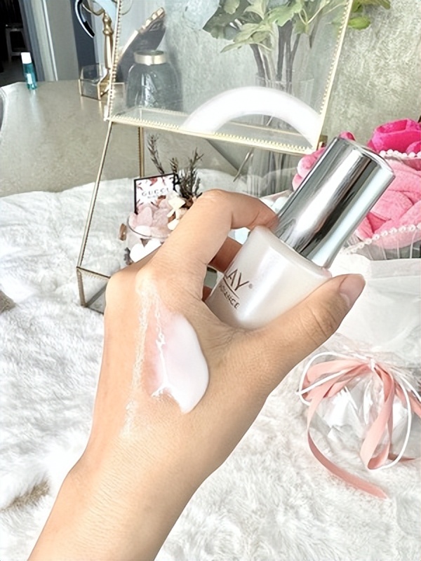 olay小白瓶抗糖美白淡斑精华测评,olay淡斑小白瓶精华第三代测评