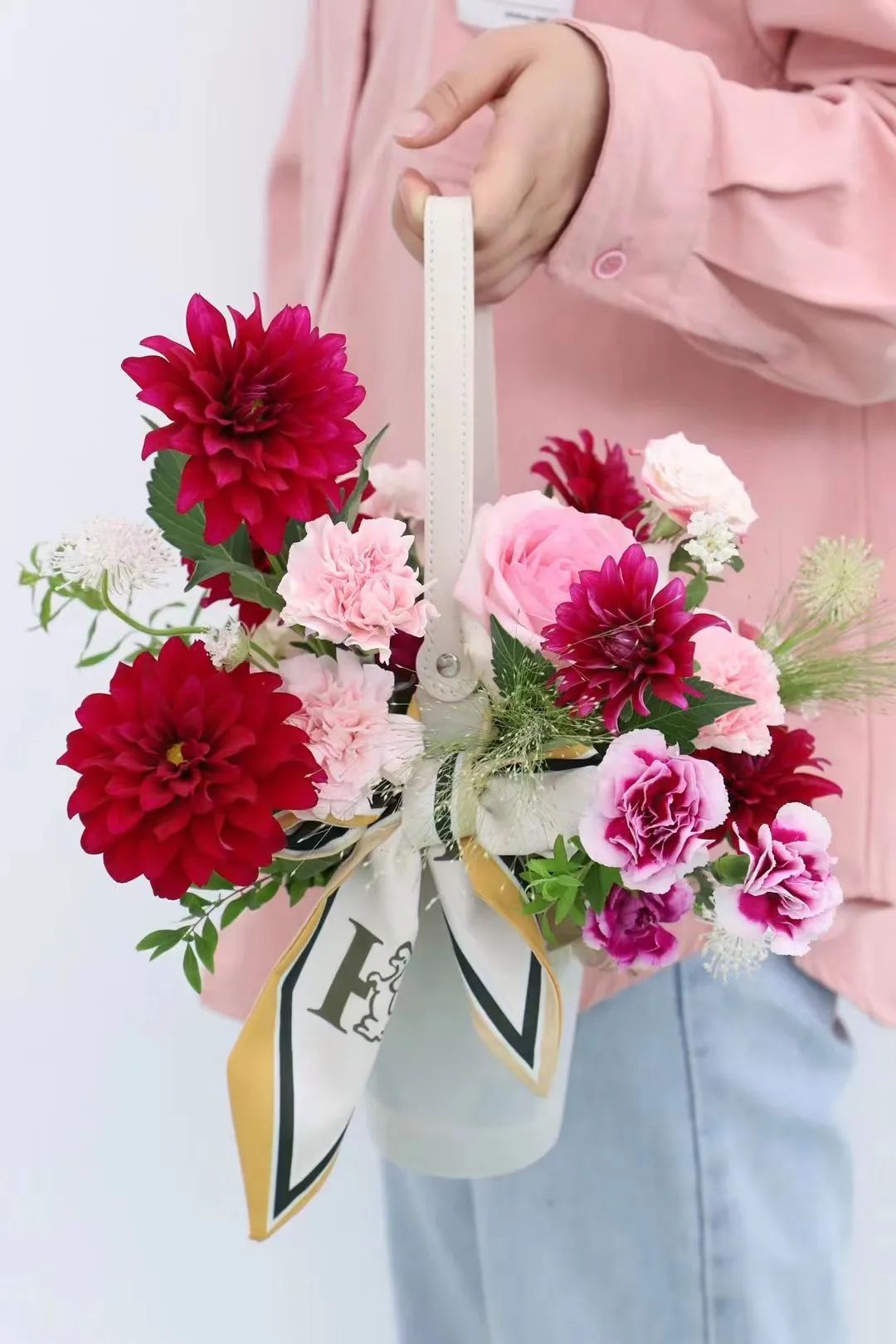 今年3.8节，这三家花店沙龙为何生意火爆？