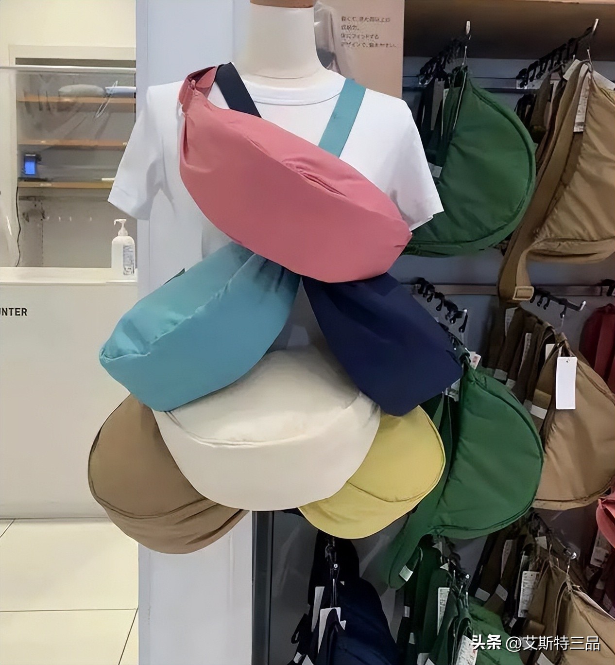 正品优衣库斜挎小包女,优衣库专柜正品清仓帆布包