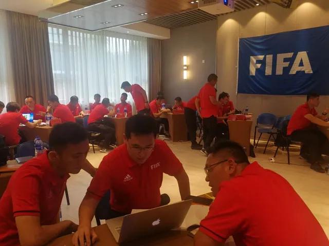 对中国足球未来的发展和建议,论中国足球的现状与未来发展