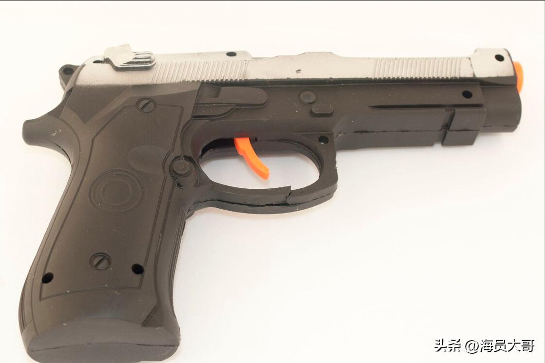 船到美国，船员体验当地人的生活，一升汽油一块钱，真是差距大