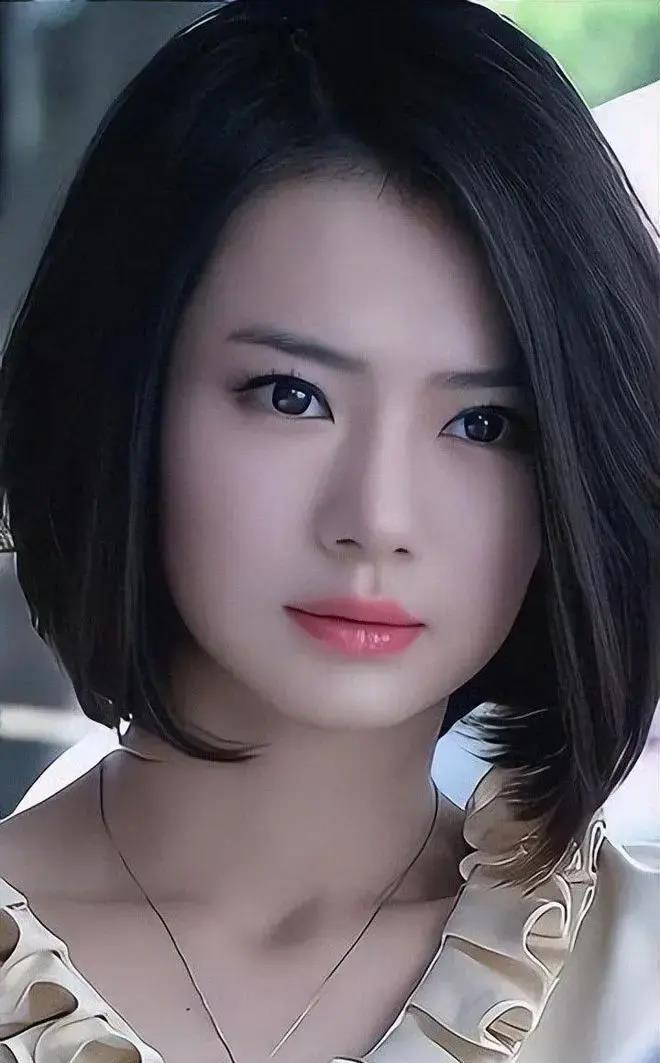 美国走红毯惊艳的女星视频,走红毯惊艳的女星最近视频