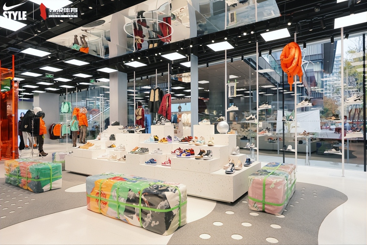 西南地区最大的耐克店重庆,耐克成都旗舰店春熙路