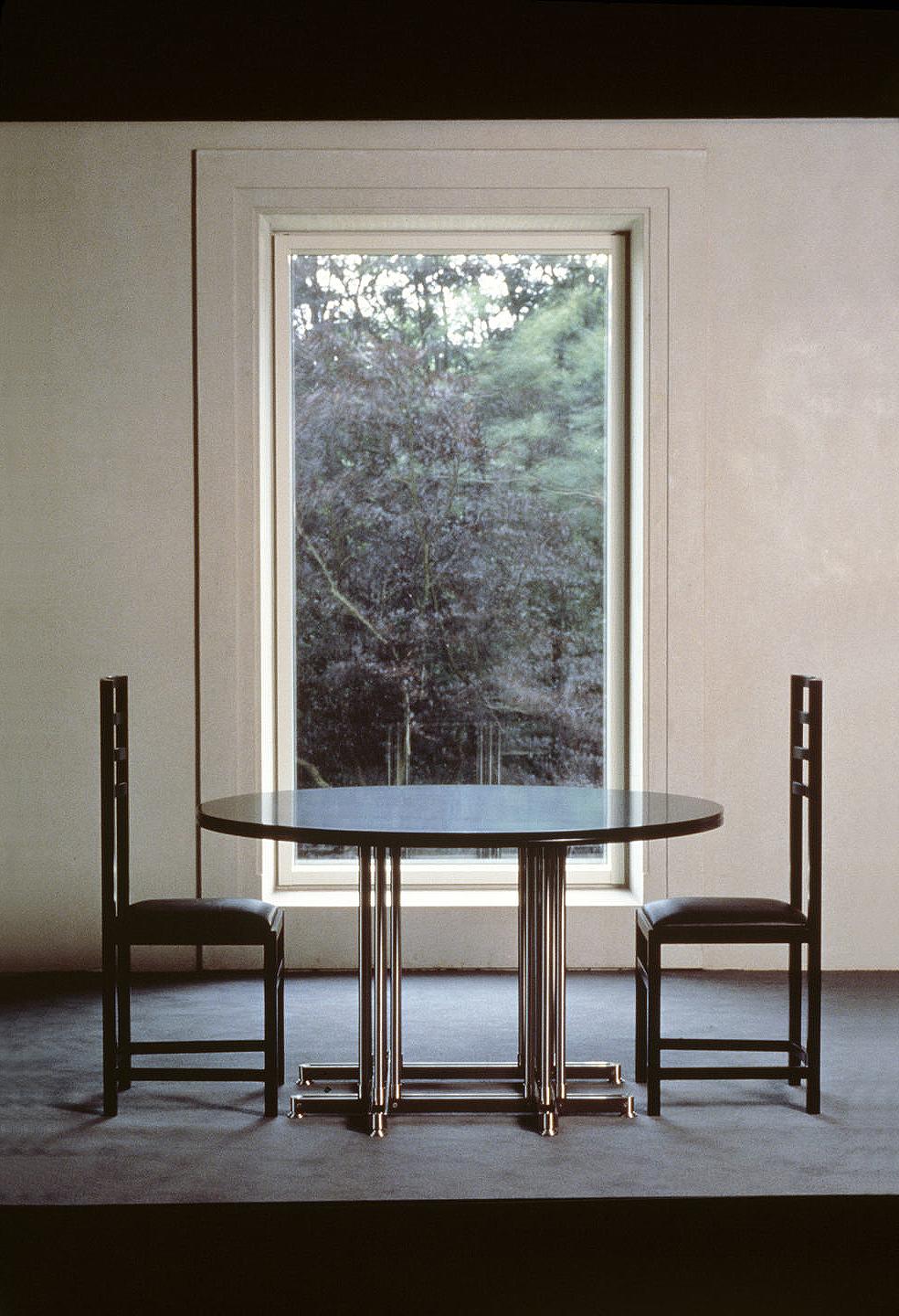 扔向俄罗斯的“金融*弹核**”SWIFT，它的总部是座怎样的建筑？