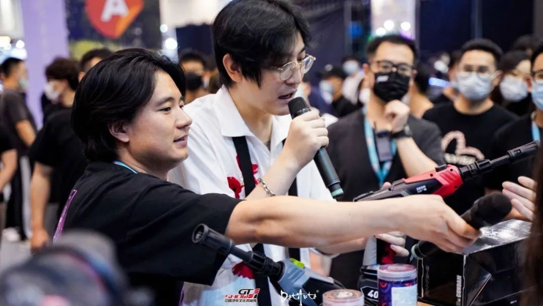 爆改汽车车展,北京车展复古车改装