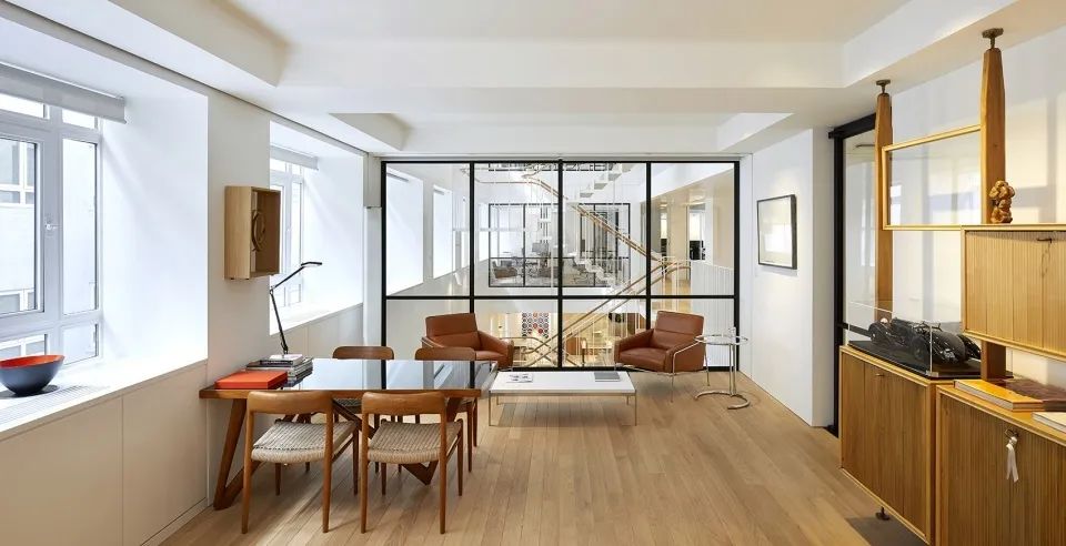 时尚办公室翻新设计风格,现代办公室翻新设计风格