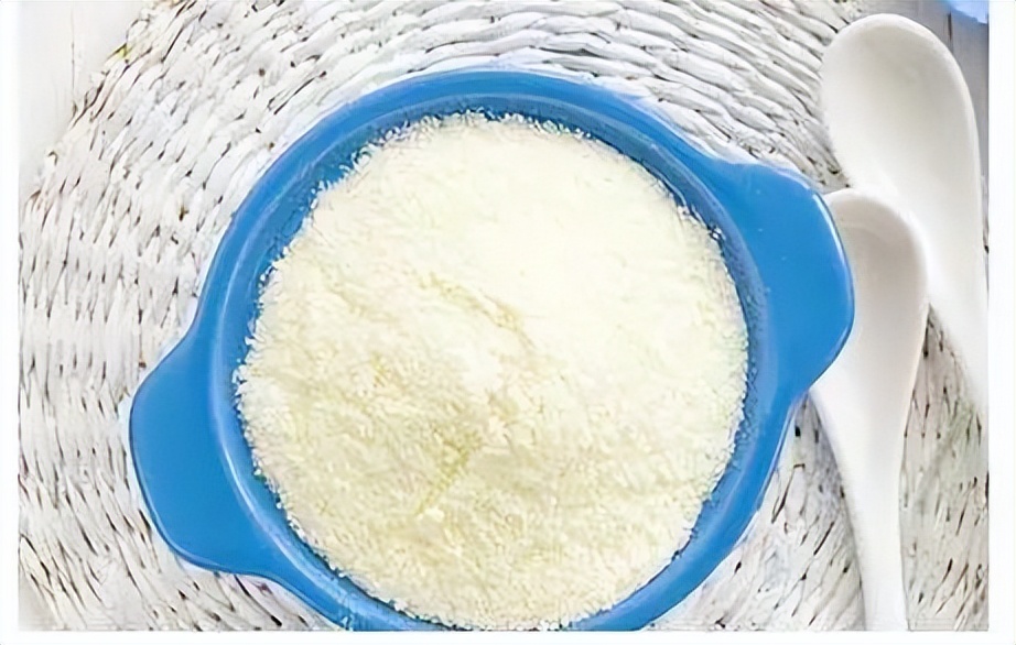 安满奶粉国内版和港版价格区别,安满奶粉国行版比纯进口版贵很多