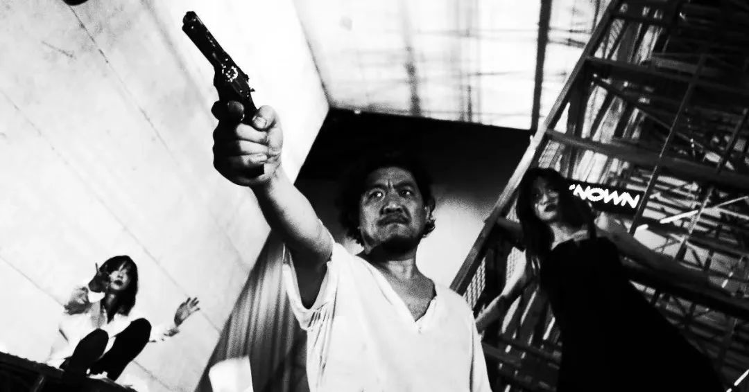 10年不接戏,他47岁靠配角走红,被赞“天才演技”!