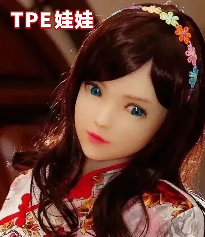 *欲情**实录：硅胶娃娃“到底”有多爽？