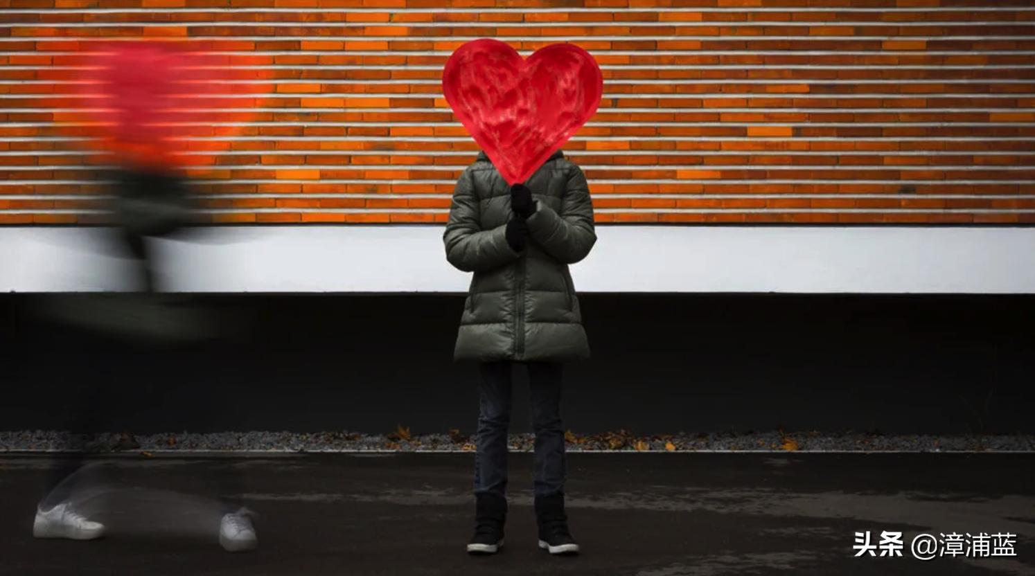 想要努力挽救一段关系却彻底破碎,当一段关系出现了裂痕之后