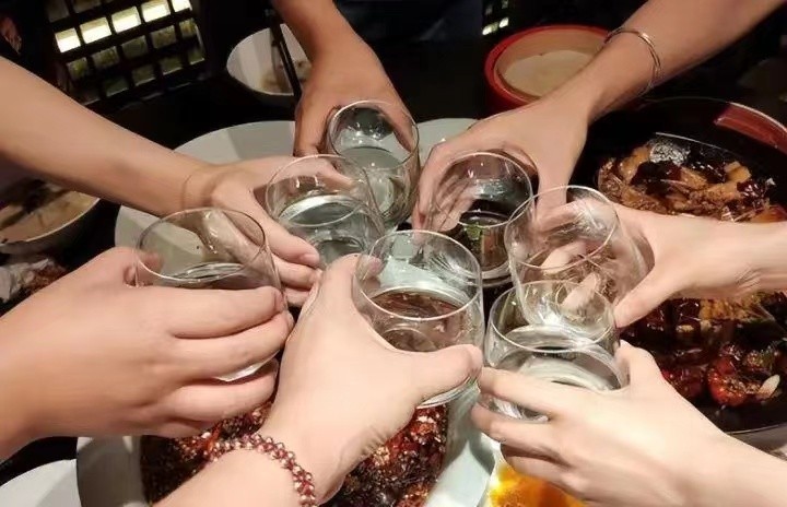 适合自己喝的白酒哪些好喝,推荐几款自己喝的白酒