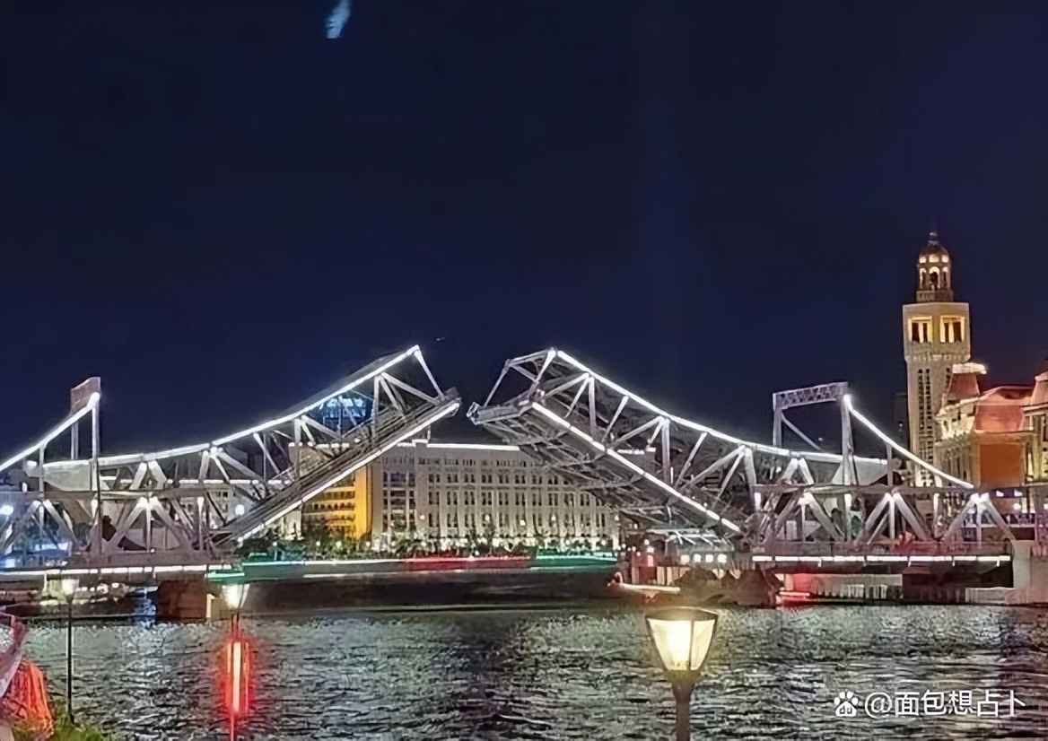 天津会折叠的大桥是怎么建造的,天津会开的桥