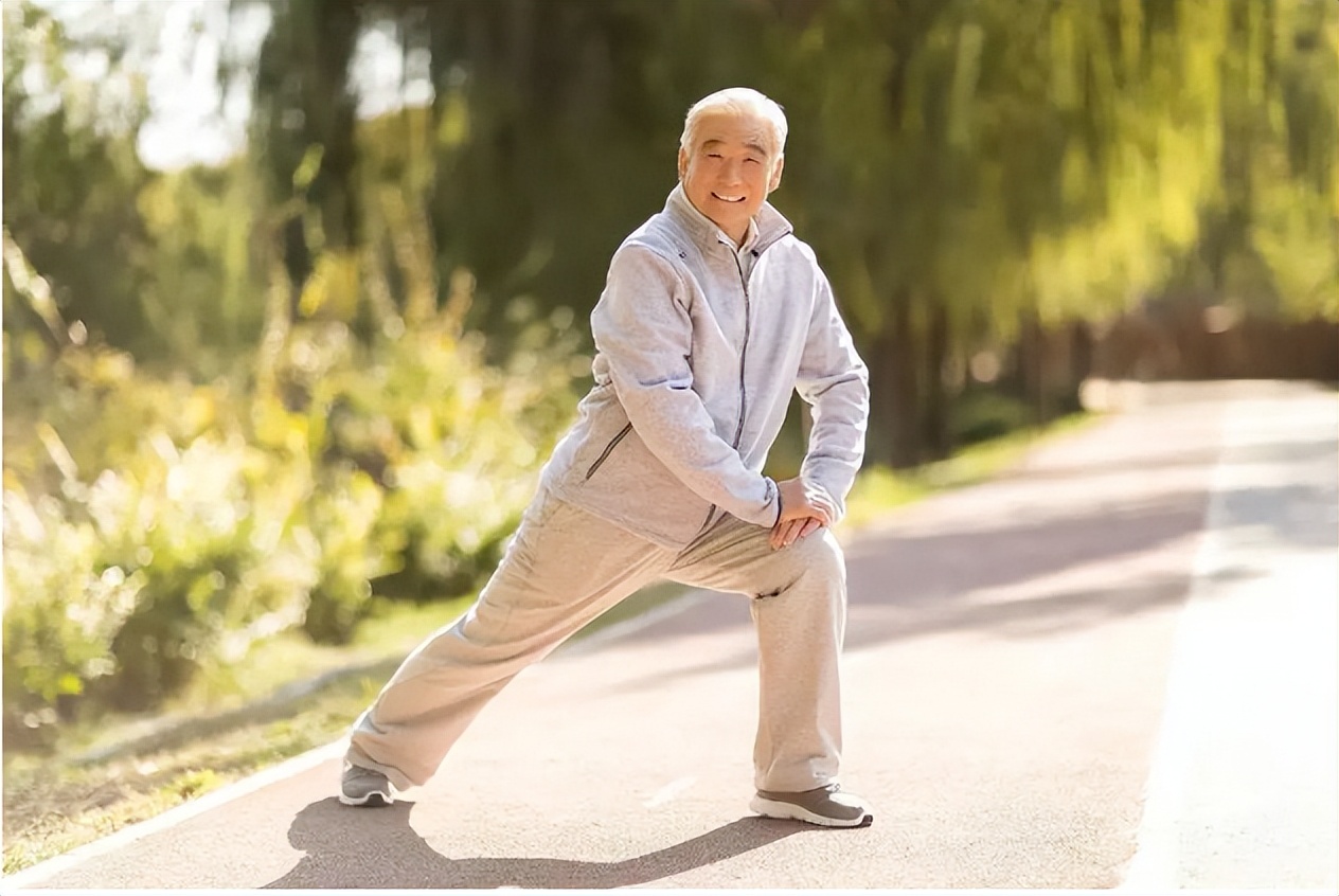 老年人夜尿几次最好,老年人夜尿频多与意识有关吗