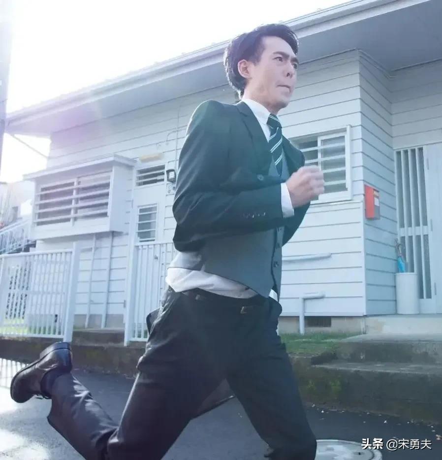 你从什么时候发现你是个普通人,从什么时候发现自己是个普通人