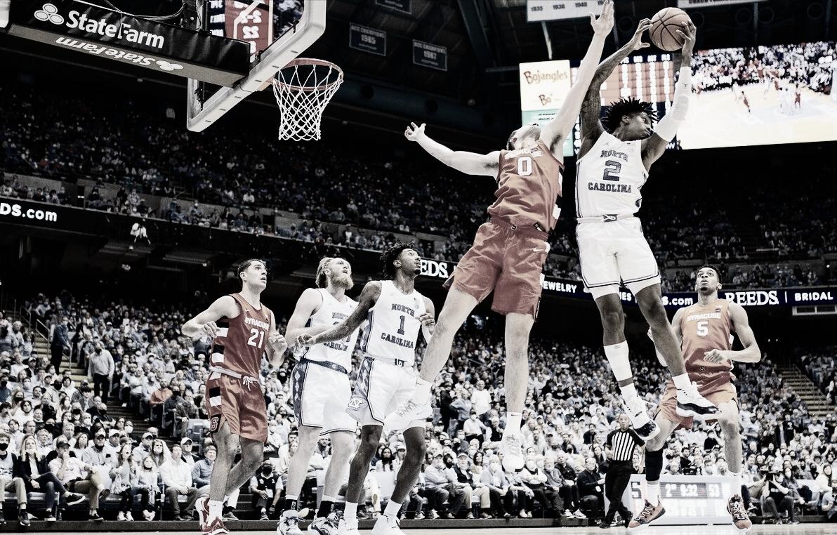 篮球体育必修课,篮球运球运动会项目