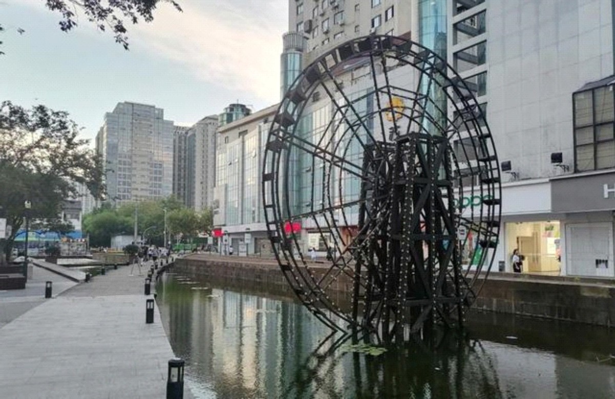 苏州观前街好还是石路步行街好,苏州石路和观前街哪个好玩