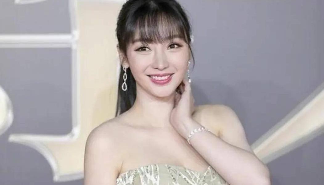 浜洪棿钂稿彂涓煶宀╃殑鐗囨,浜洪棿灏ょ墿韬櫡鏁村娣辨笂