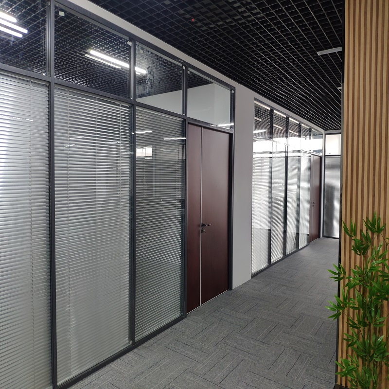 铝型材框架隔断哪种便宜,玻璃隔断铝合金型材怎么做