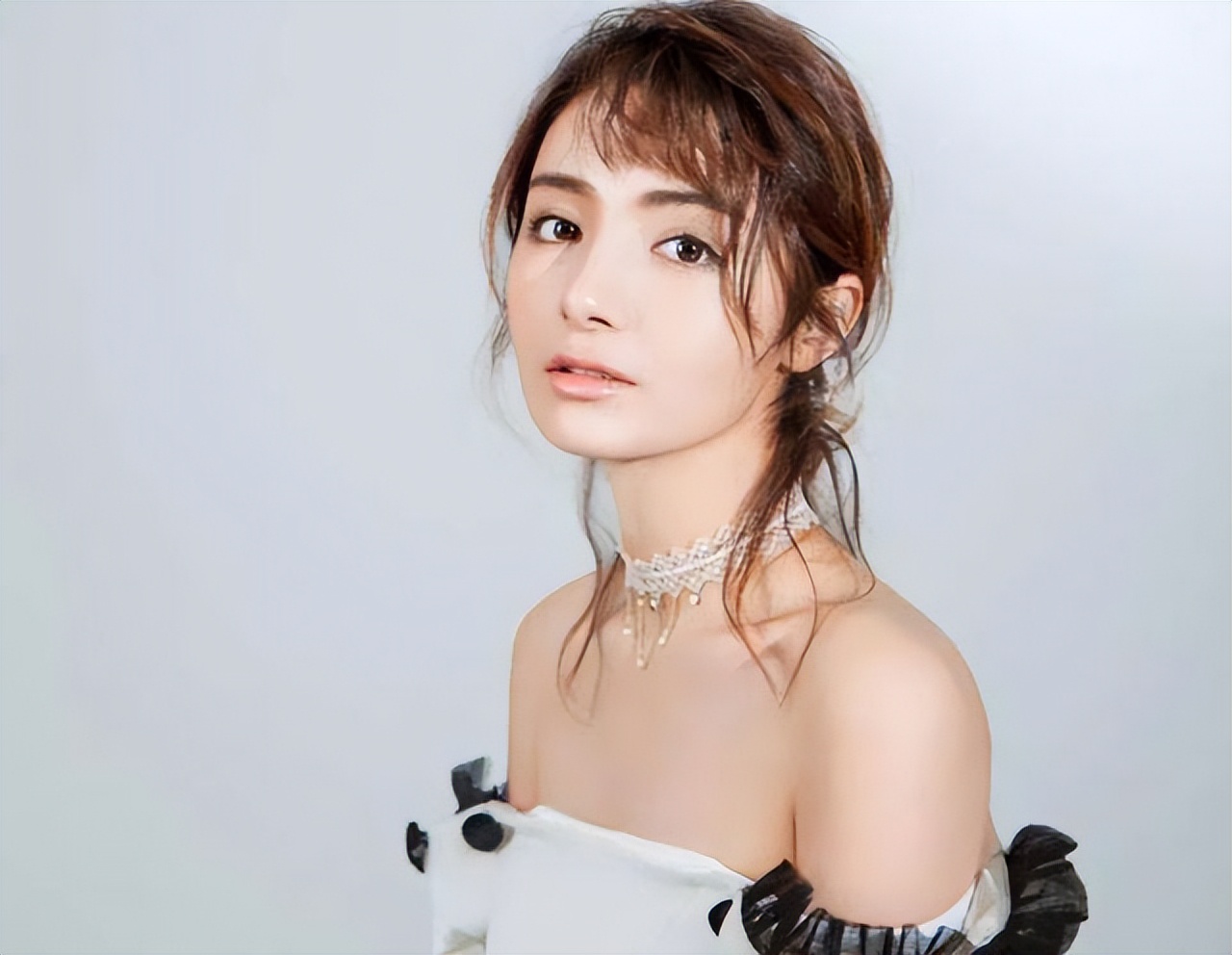 盘点从新疆走出的六大美女明星,新疆出了一位漂亮的女演员