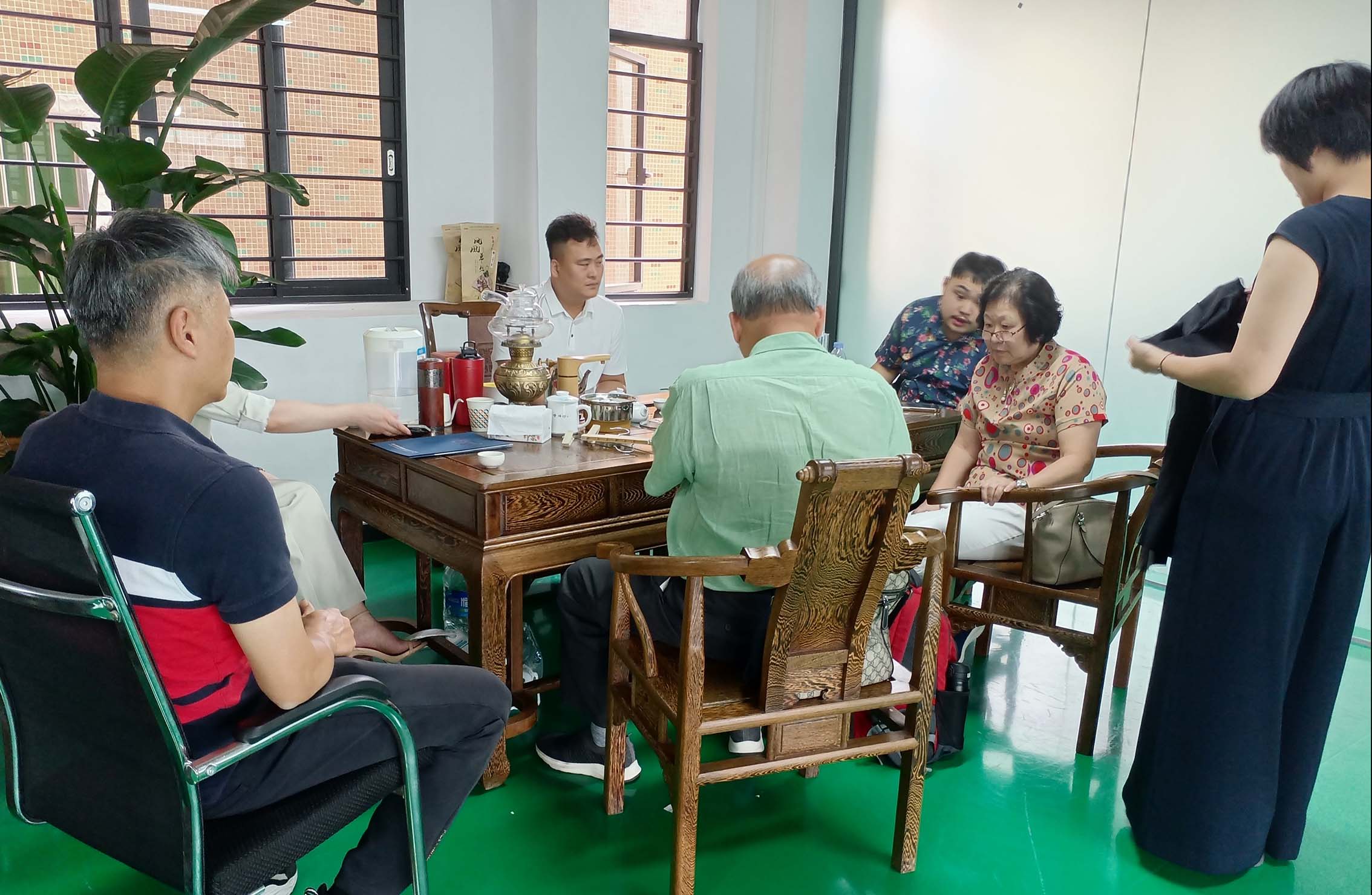 海外商家赴汕头考察“佐马自动化”