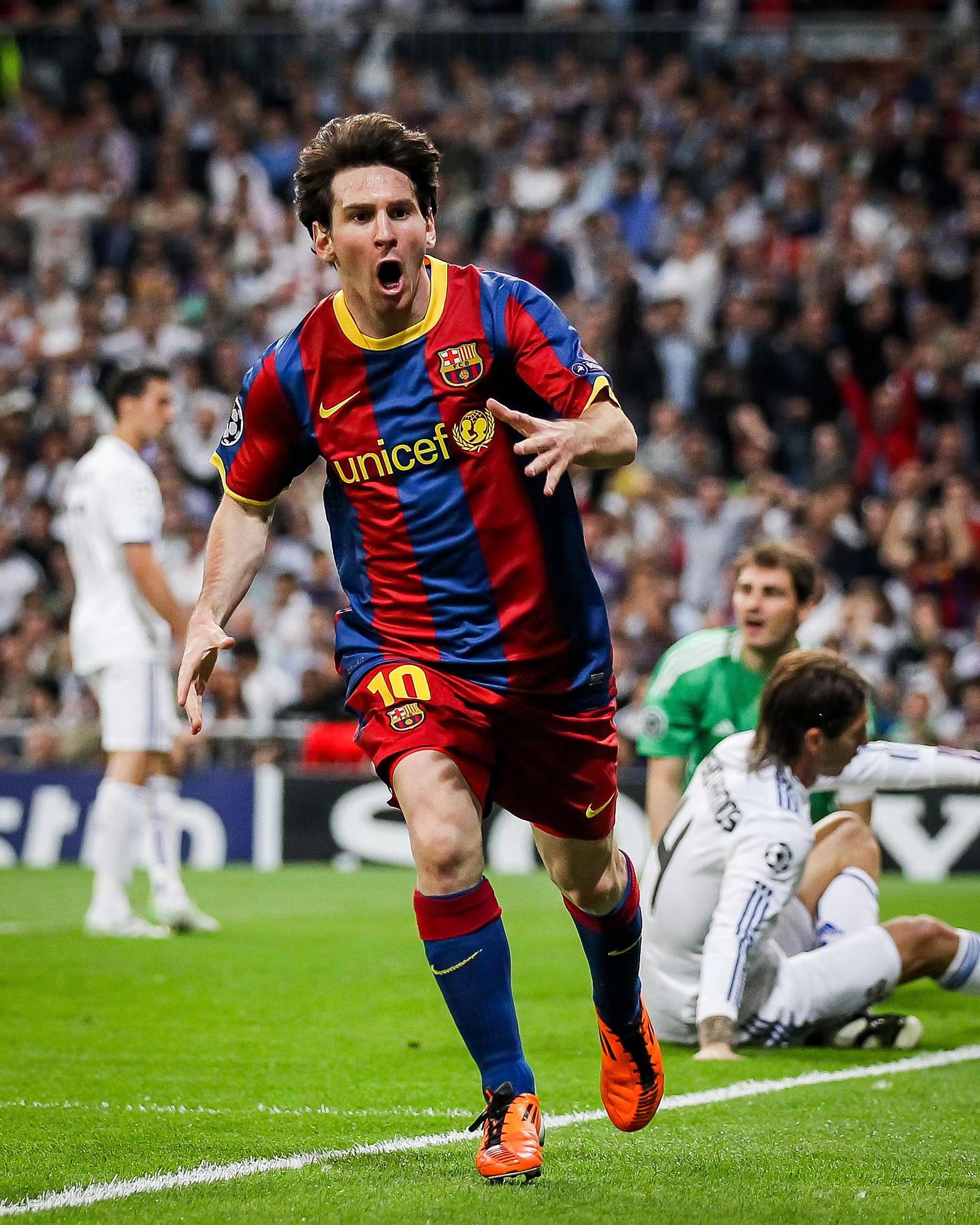 2010年至今足坛自然年零封榜助攻榜和进球榜梅西的数据没谁了