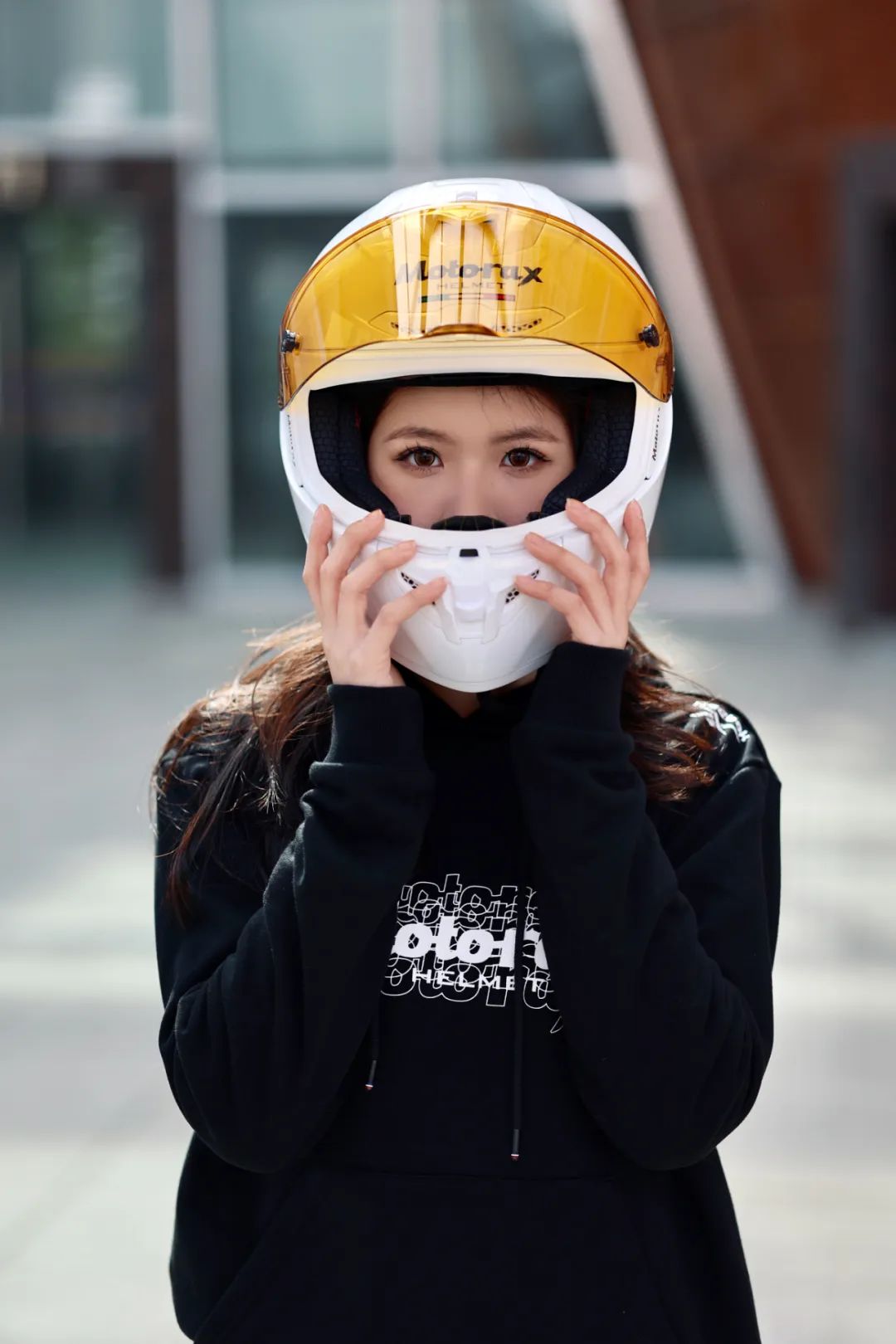 摩雷士r50s纯白撞击,摩雷士r50s日夜通用极光银镜片