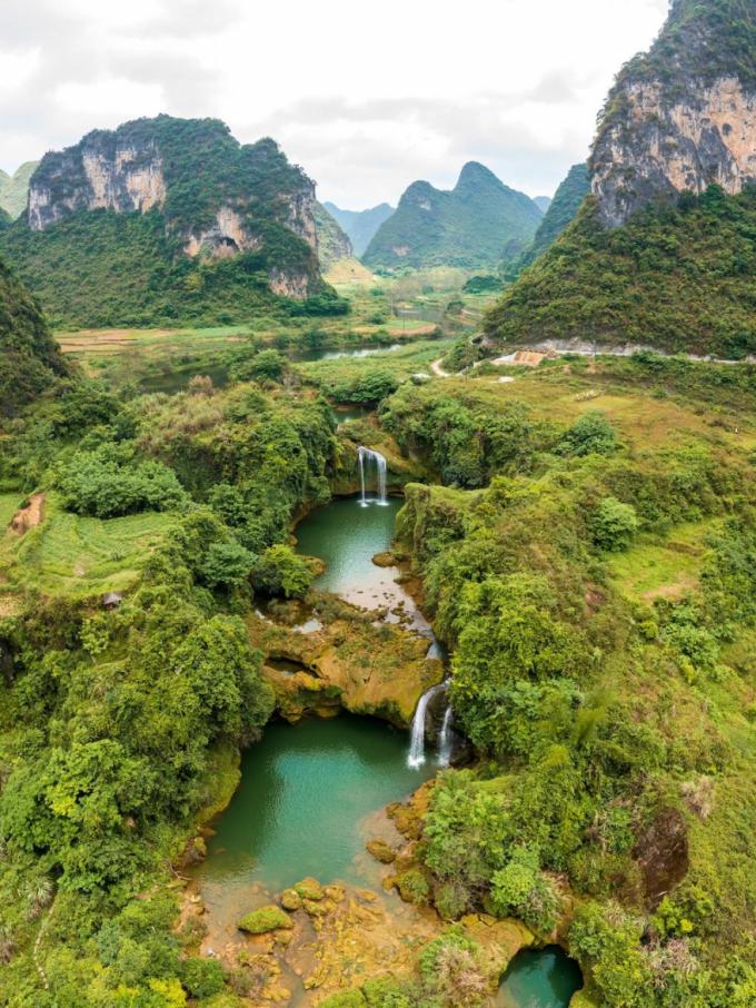 打飞的都要去坐的动车,怎么每站都这么好看