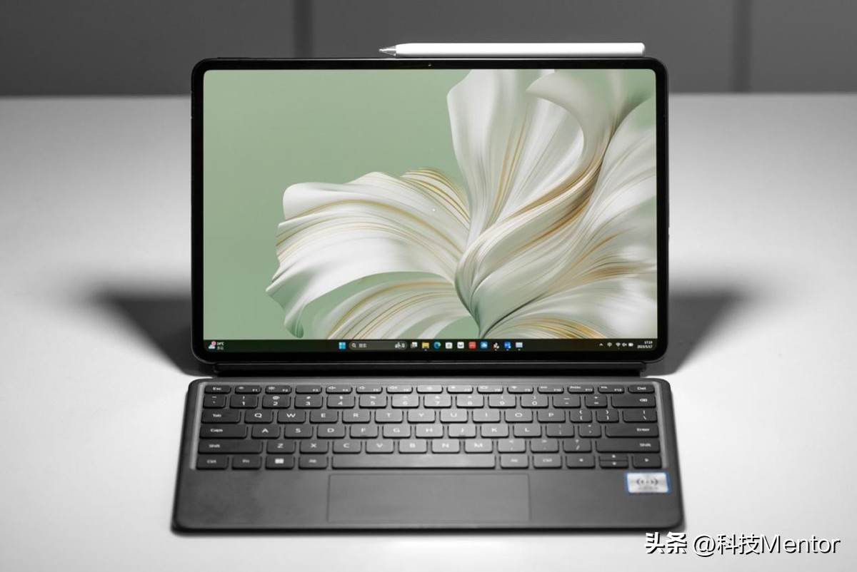 华为matebooke二合一轻薄本测评,华为matebooke2023二合一平板12.6