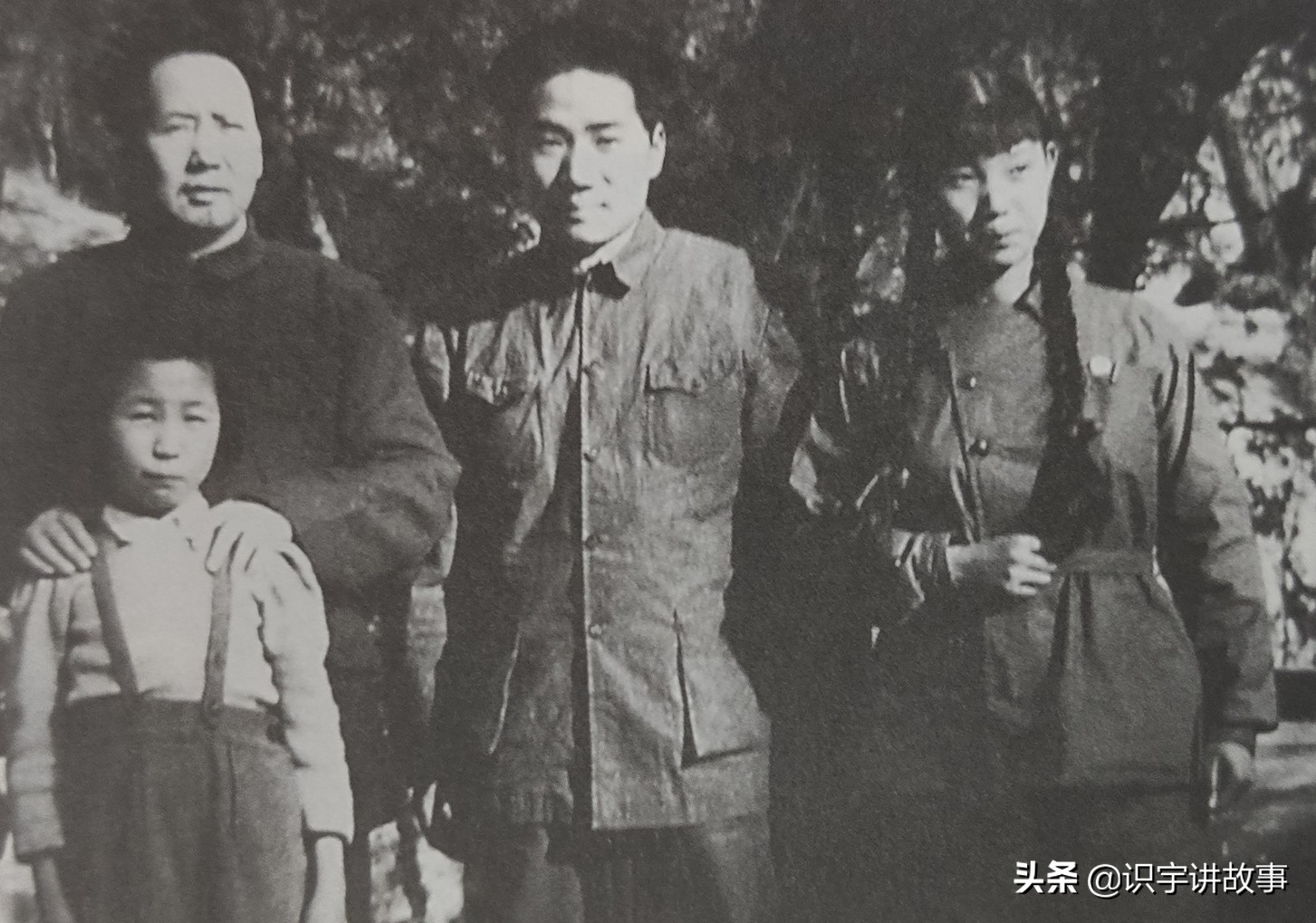 一次看个够！精心收集毛主席100张经典老照片，一起领略伟人风采