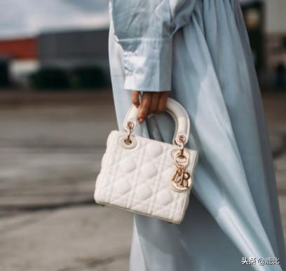 ladydior戴妃包丝绒,美到窒息的迪奥戴妃包