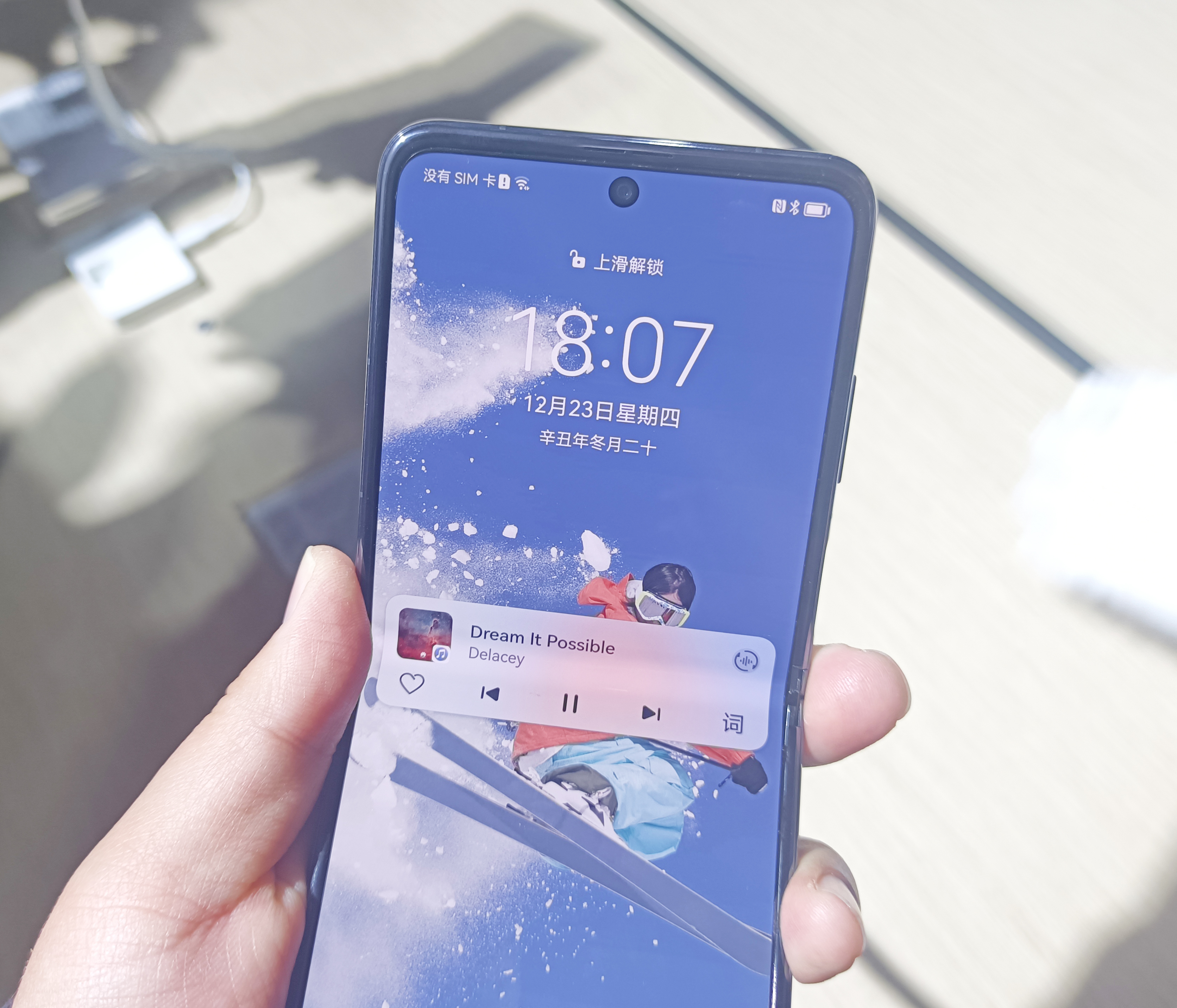 你用过最好看“翻盖”的手机：除了华为P50Pocket，谁才是第一？