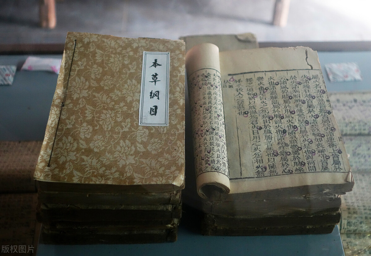 精神分裂症幻觉妄想中医成功案例,早期精神分裂症患者吃什么药较好