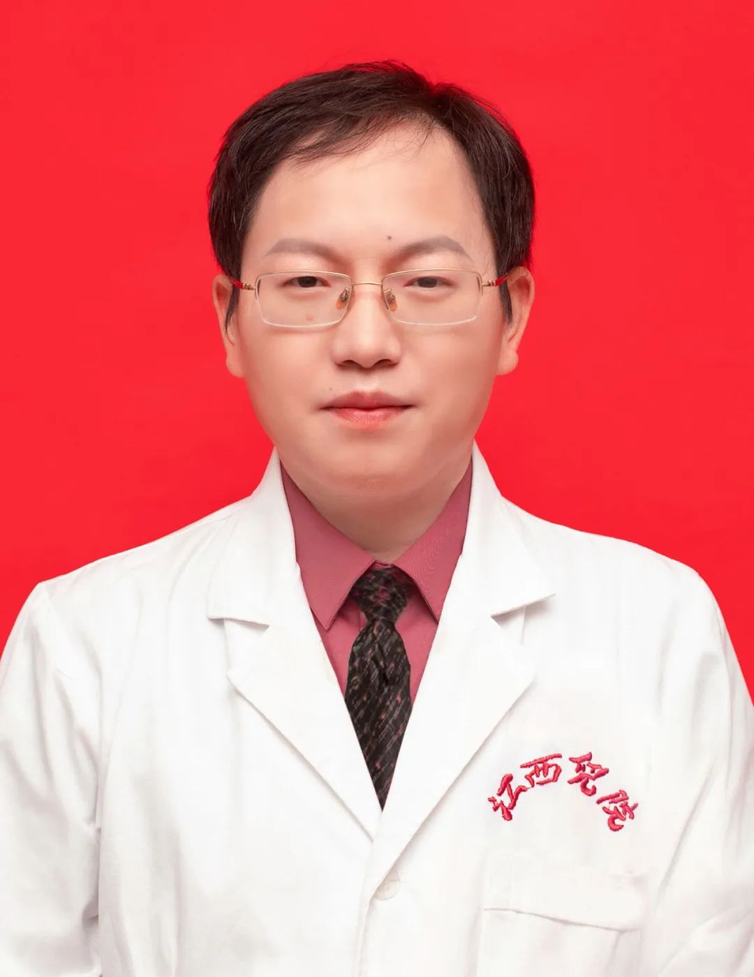 女幼童外阴炎出血,女童尿道口长疙瘩流血