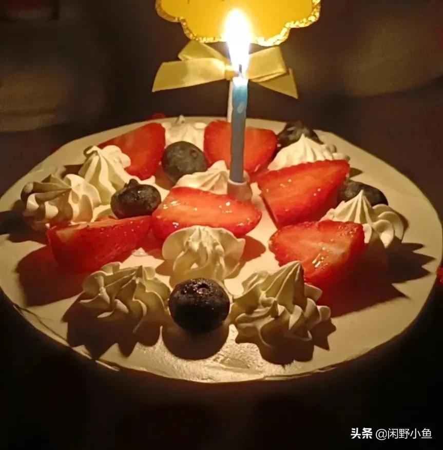 百年修得同船渡千年修得同床眠,十年修得同船渡百年修得共枕床