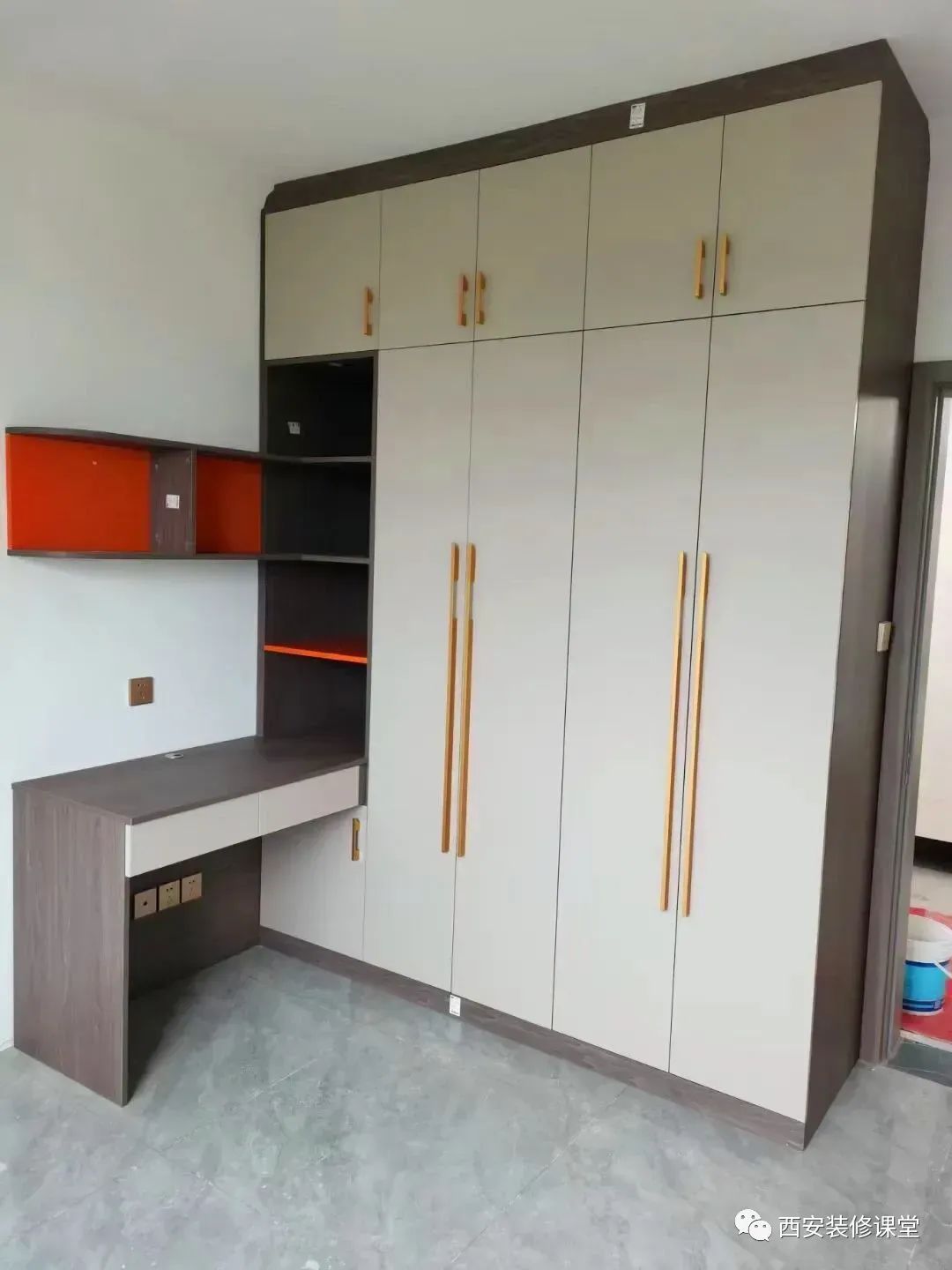 书桌连衣柜有什么讲究,书桌连衣柜带门怎么处理