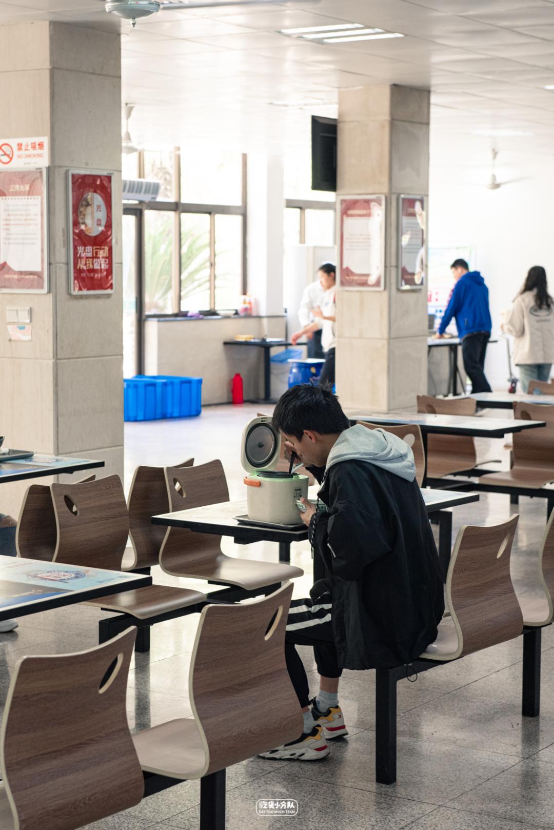 办一张上海的大学饭卡,上海哪个大学可以办理饭卡