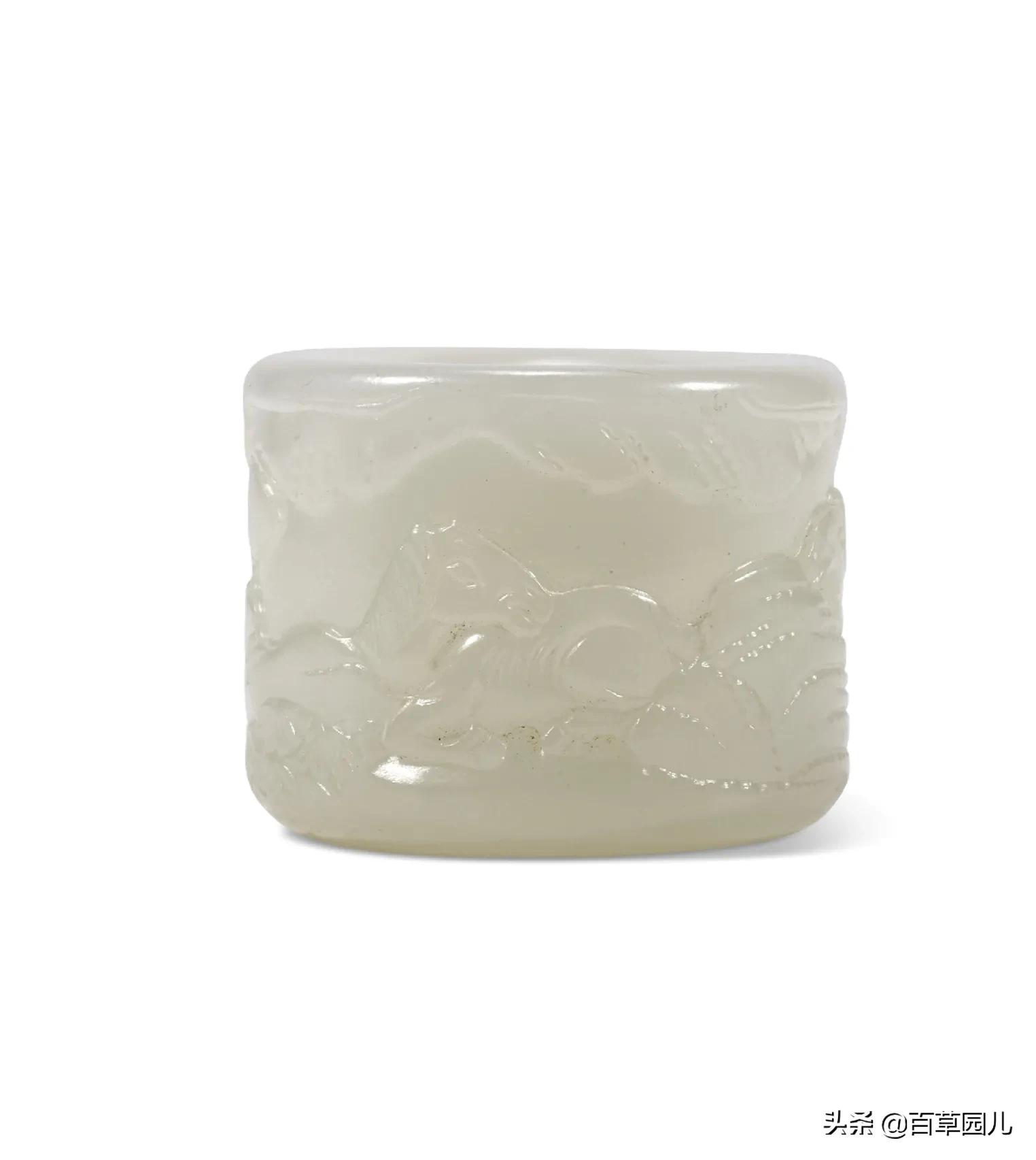 一只白玉蟹5万！一只骆驼1.6万！香港玉器小件儿最新成交