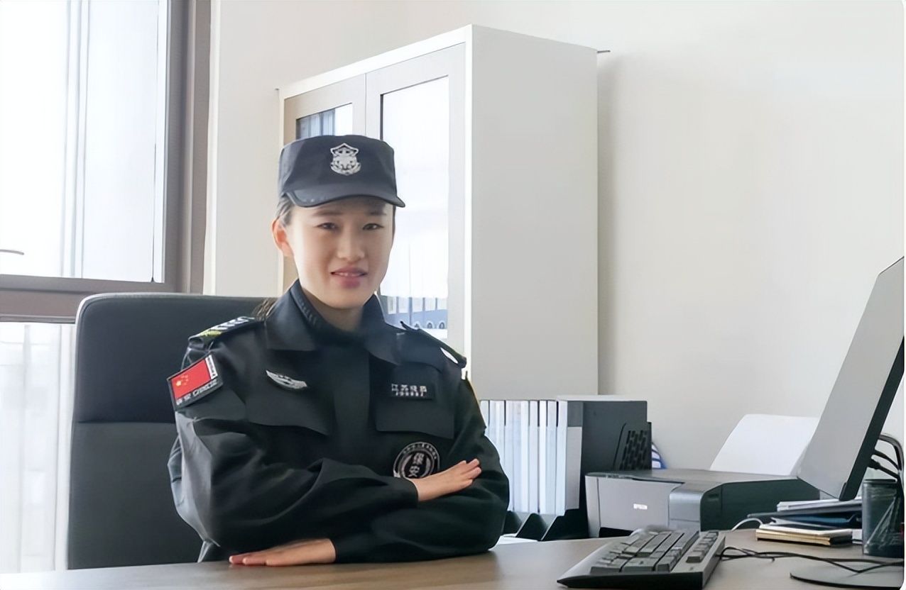 宁做别墅区保安，也不在设计院996，女大学生被网友质疑“摆烂”