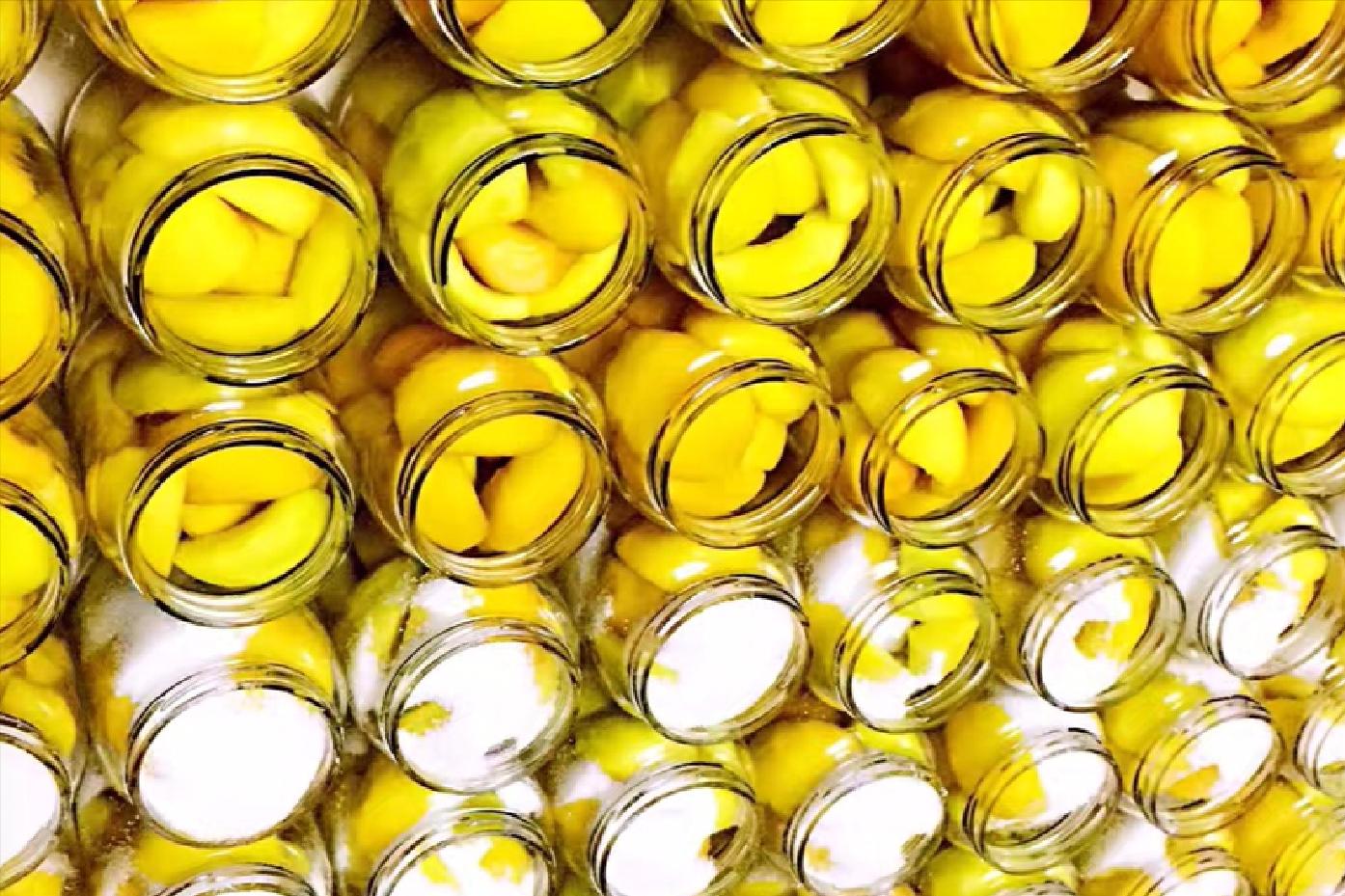 一夜之间“起死回生”，曾受冷落的黄桃罐头，美国一直在悄悄进口