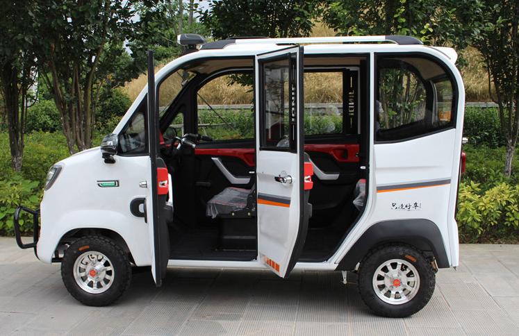 老年人四轮小型电动车图片及价格,两轮电动车2500元推荐