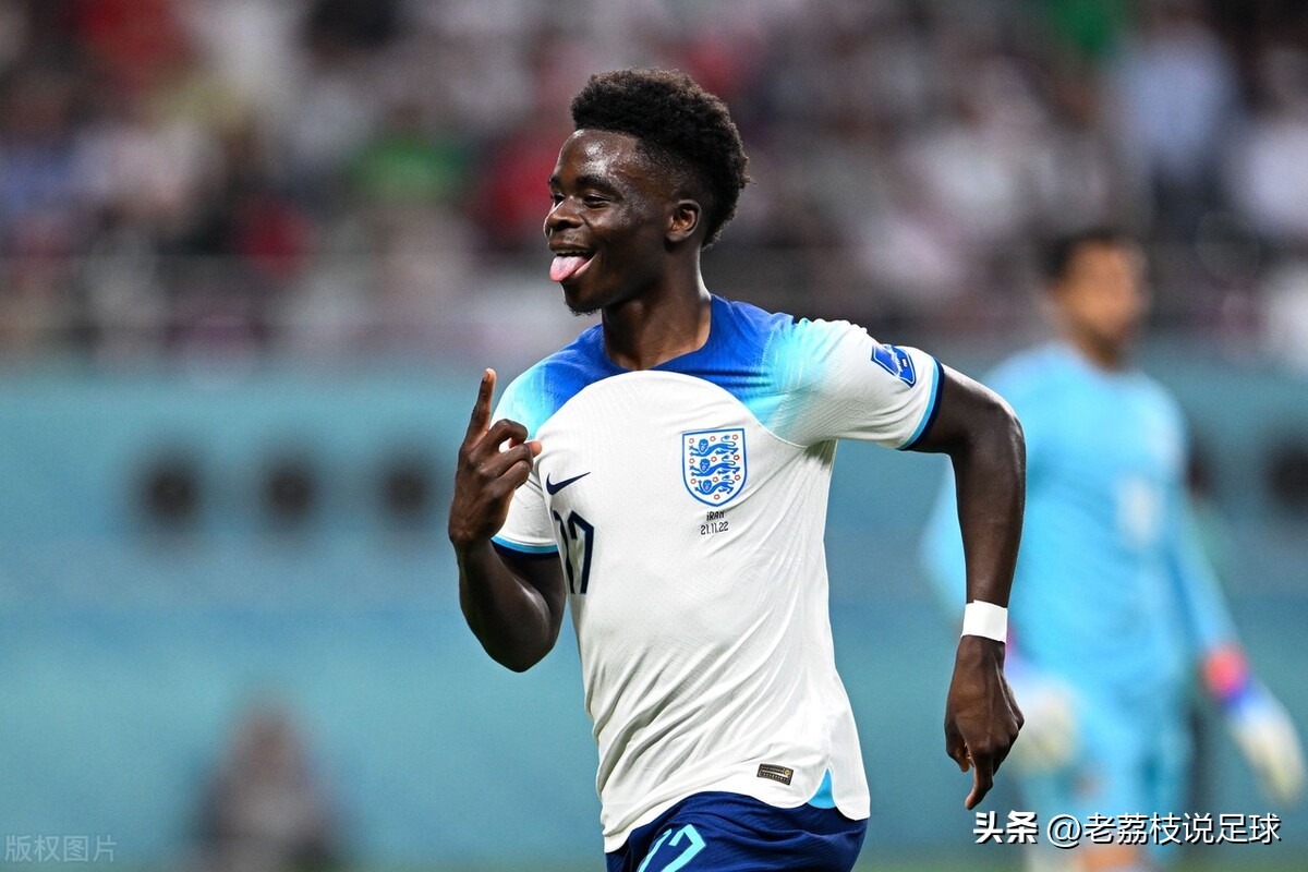 足坛巨星闪耀,足坛巨星出场